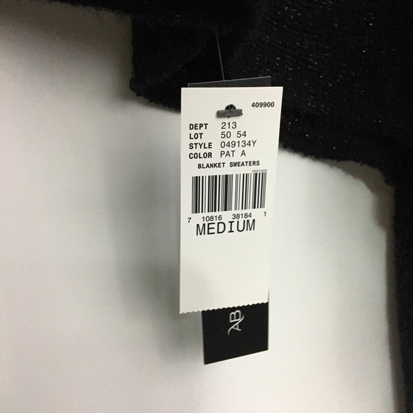 NWT AB studio blanket sweater - Picture 6 of 6